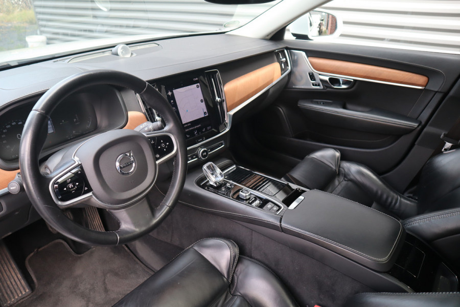 Volvo V90 2.0 T8 AWD Inscription Panorama / Bowers & Wilkins / Pilot assist / Dode hoek /