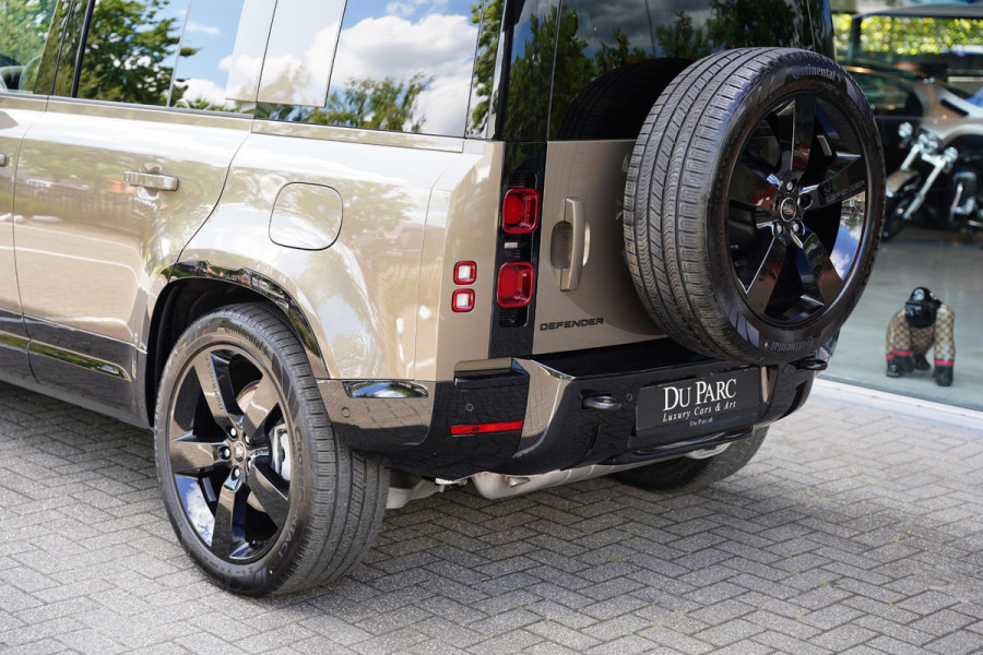 Land Rover Defender 110 P 300 E 110 X-Dynamic HSE 6 persoons