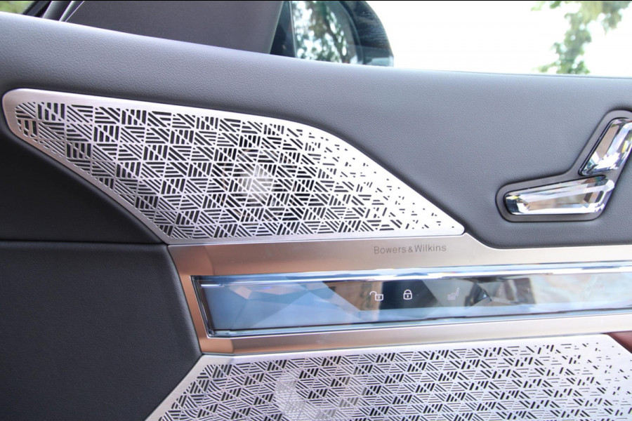 BMW i7 M70 | Fabrieksgarantie 6 jaar| 22 inch | FULL OPTION|NWSTAAT.| Glasscoating|