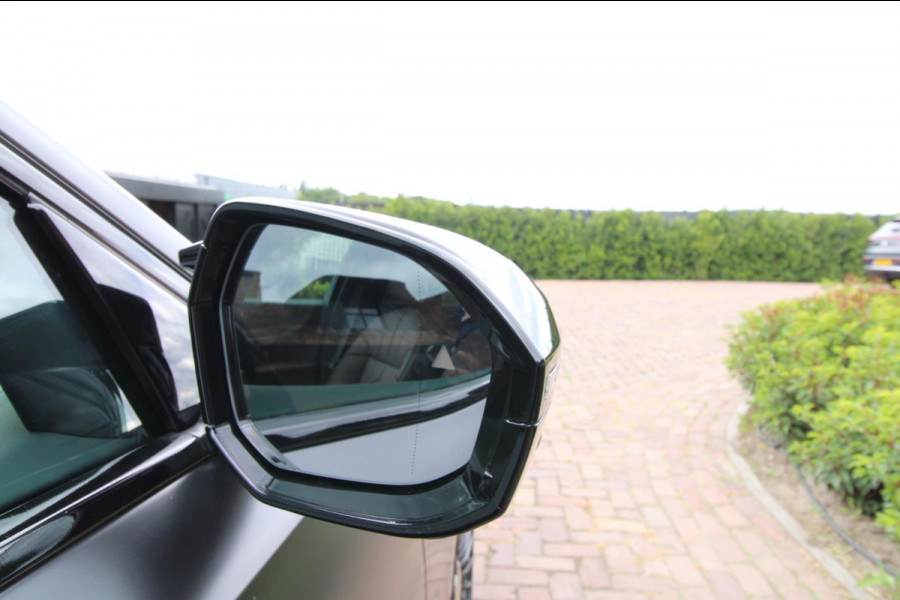BMW i7 M70 | Fabrieksgarantie 6 jaar| 22 inch | FULL OPTION|NWSTAAT.| Glasscoating|