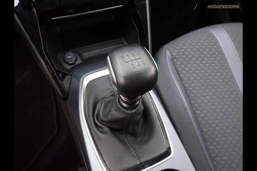 Peugeot 2008 1.2 PureTech Allure (APPLE CARPLAY,LED,3D-DISPLAY,GROOT NAVIGATIE,SPORTSTOEL,CAMERA,KEYLESS,LEDER,CRUISE,NIEUWE APK)