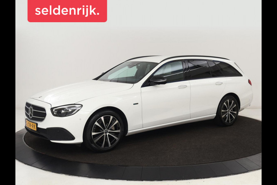 Mercedes-Benz E-Klasse 300e Avantgarde | Adaptive cruise | Stoelverwarming | 360 Camera | Carplay | Trekhaak | Sfeerverlichting | Half leder | Navigatie | Widescreen | Full LED | PHEV | Plug In