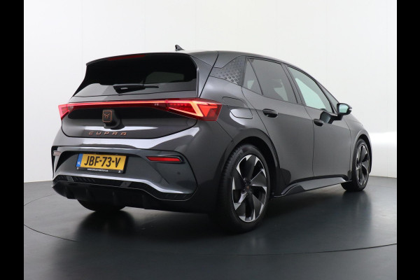 CUPRA Born Business Plus 62 kWh VAN: 28.900,- VOOR: 26.440,- UW HERFSTVOORDEEL: 2.460,- ADD. CRUISE CONTROLE | CAMERA | 19 INCH / ALL SEASON BANDEN \ HEAD-UP DISPLAY | VEEL OPTIES \ RIJKLAAR MET GARANTIE