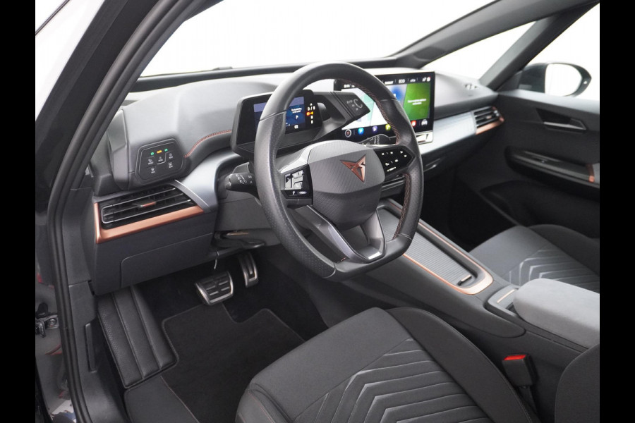 CUPRA Born Business Plus 62 kWh VAN: 28.900,- VOOR: 26.440,- UW HERFSTVOORDEEL: 2.460,- ADD. CRUISE CONTROLE | CAMERA | 19 INCH / ALL SEASON BANDEN \ HEAD-UP DISPLAY | VEEL OPTIES \ RIJKLAAR MET GARANTIE