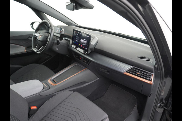 CUPRA Born Business Plus 62 kWh VAN: 28.900,- VOOR: 26.440,- UW HERFSTVOORDEEL: 2.460,- ADD. CRUISE CONTROLE | CAMERA | 19 INCH / ALL SEASON BANDEN \ HEAD-UP DISPLAY | VEEL OPTIES \ RIJKLAAR MET GARANTIE