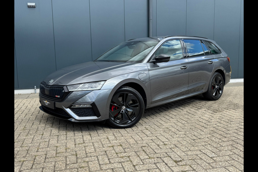 Škoda Octavia Combi 1.4 TSI RS iV PHEV * Trekhaak * Keyless * Stoelverwarming *