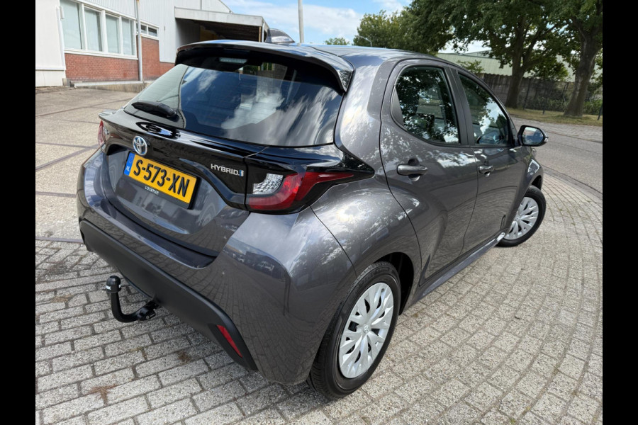 Toyota Yaris 1.5 Hybrid 2022 ACTIVE 171 PK! NAVI CARPLAY ACC CLIMA NAP