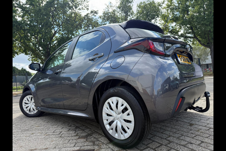 Toyota Yaris 1.5 Hybrid 2022 ACTIVE 171 PK! NAVI CARPLAY ACC CLIMA NAP