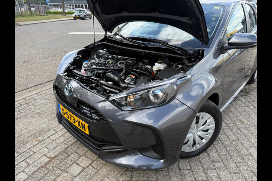 Toyota Yaris 1.5 Hybrid 2022 ACTIVE 171 PK! NAVI CARPLAY ACC CLIMA NAP