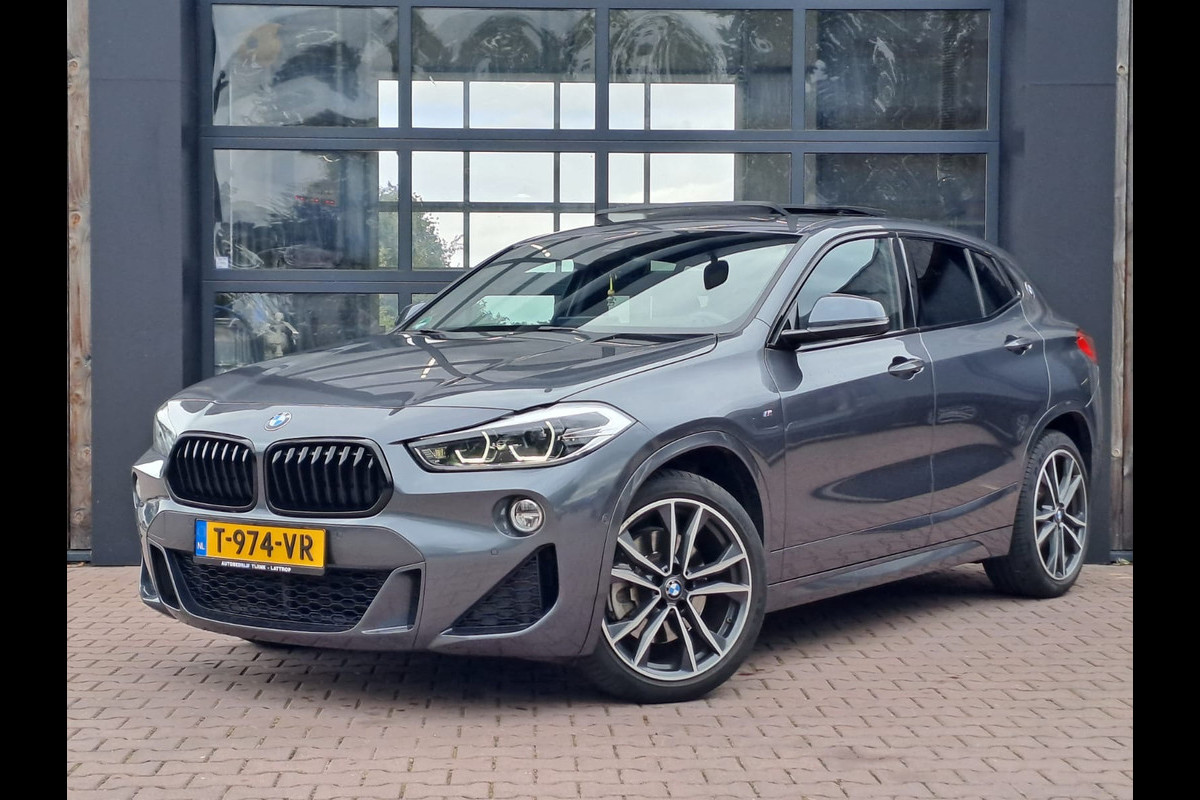 BMW X2 sDrive20i High Executive M Sport 192PK | Pano | Trekhaak | LED | Stoelverwarming | ACC | Vol | BMW X2 sDrive20i High Executive M Sport 192PK | Pano | Trekhaak | LED | Stoelverwarming | ACC | Vol |