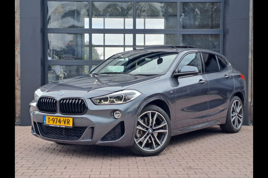 BMW X2 sDrive20i High Executive M Sport 192PK | Pano | Trekhaak | LED | Stoelverwarming | ACC | Vol |