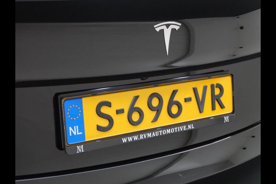 Tesla Model 3 Standard RWD Plus 60 kWh VAN: 30.900,- VOOR 27.877,- UW HERFSTVOORDEEL: 3.023,- EURO LFP Accu | 1e eigenaar | Origineel Nederlandse auto met NAP | Rijklaar geleverd met fabrieksgarantie!