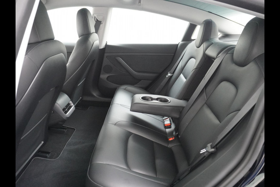 Tesla Model 3 Standard RWD Plus 60 kWh VAN: 30.900,- VOOR 27.877,- UW HERFSTVOORDEEL: 3.023,- EURO LFP Accu | 1e eigenaar | Origineel Nederlandse auto met NAP | Rijklaar geleverd met fabrieksgarantie!