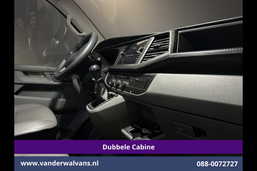 Volkswagen Transporter 2.0 TDI 150pk L2H1 Dubbele cabine Euro6 Airco | 6-Zits | 2500kg Trekhaak | Navigatie Apple Carplay, Android Auto, Sidebars, Leder