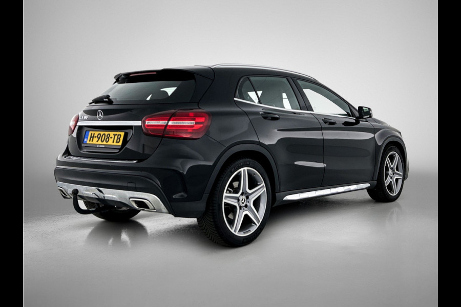 Mercedes-Benz GLA 180 Business Solution AMG Night Upgrade | 5 spaaks lichtmetalen velgen | Navigatie | Trekhaak | Parking support |