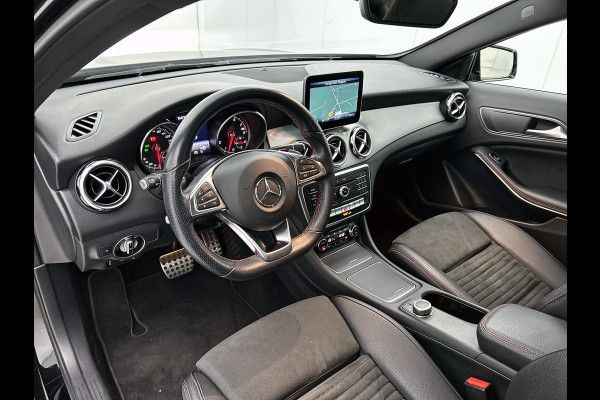Mercedes-Benz GLA 180 Business Solution AMG Night Upgrade | 5 spaaks lichtmetalen velgen | Navigatie | Trekhaak | Parking support |