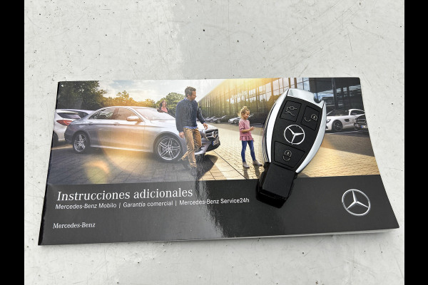 Mercedes-Benz GLA 180 Business Solution AMG Night Upgrade | 5 spaaks lichtmetalen velgen | Navigatie | Trekhaak | Parking support |