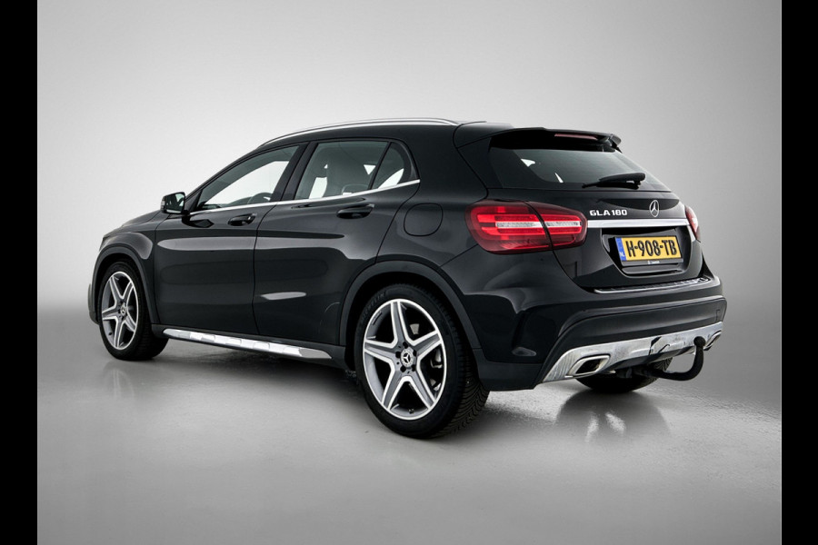 Mercedes-Benz GLA 180 Business Solution AMG Night Upgrade | 5 spaaks lichtmetalen velgen | Navigatie | Trekhaak | Parking support |