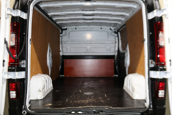 Renault Trafic 1.6 dCi 120pk L2 H1 Airco Trekhaak
