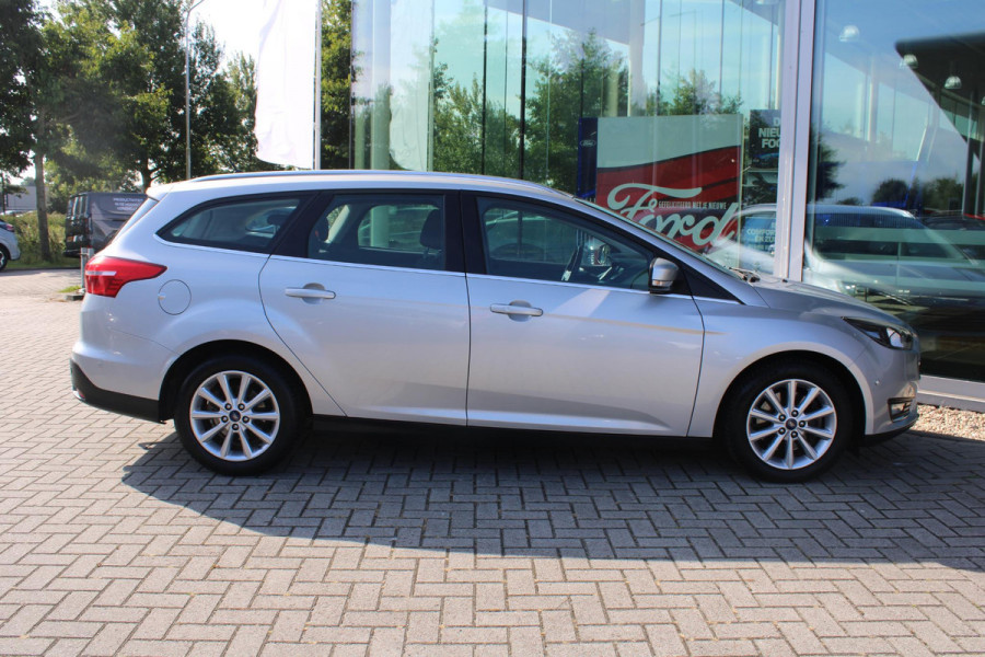 Ford FOCUS Wagon 1.5 EcoBoost 150 PK Titanium | Trekhaak | 1500 KG Trekgewicht | Navigatie | PDC V + A | Climate Control | Cruise Control | Voorruitverwarming | Dealeronderhouden