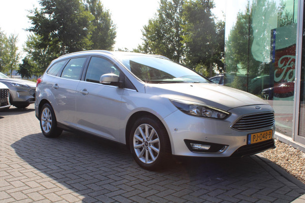 Ford FOCUS Wagon 1.5 EcoBoost 150 PK Titanium | Trekhaak | 1500 KG Trekgewicht | Navigatie | PDC V + A | Climate Control | Cruise Control | Voorruitverwarming | Dealeronderhouden