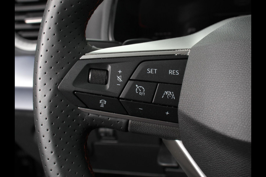 Seat Ibiza 1.0 EcoTSI 116pk DSG FR | Navigatie | Apple Carplay/Android Auto | Climate Control | Adapticve Cruise Control | Led | Camera | Dab | Parkeer sensoren | Keyless Entry