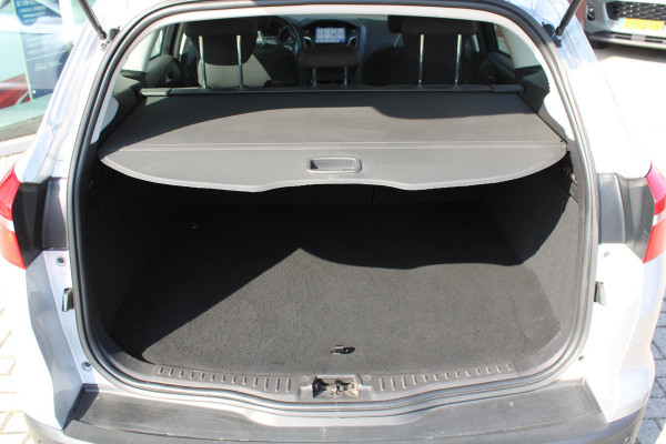 Ford FOCUS Wagon 1.5 EcoBoost 150 PK Titanium | Trekhaak | 1500 KG Trekgewicht | Navigatie | PDC V + A | Climate Control | Cruise Control | Voorruitverwarming | Dealeronderhouden