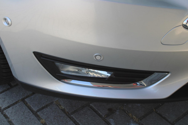 Ford FOCUS Wagon 1.5 EcoBoost 150 PK Titanium | Trekhaak | 1500 KG Trekgewicht | Navigatie | PDC V + A | Climate Control | Cruise Control | Voorruitverwarming | Dealeronderhouden