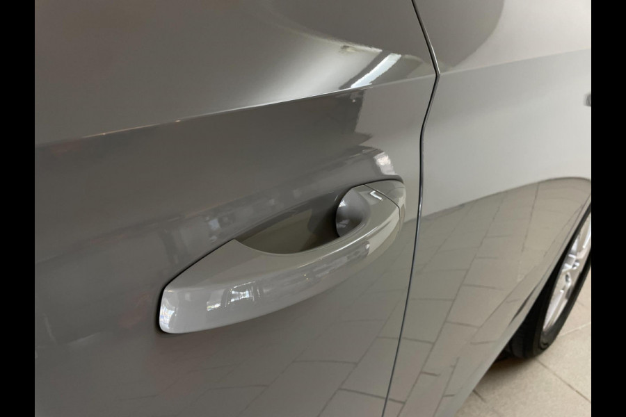 Škoda Kamiq 1.0 TSI Sport Business AIRCO CLIMA NAVI VIA APP CRUISE APPLE CARPLAY SPORTSTOELEN PDC TREKHAAK NIEUWSTAAT