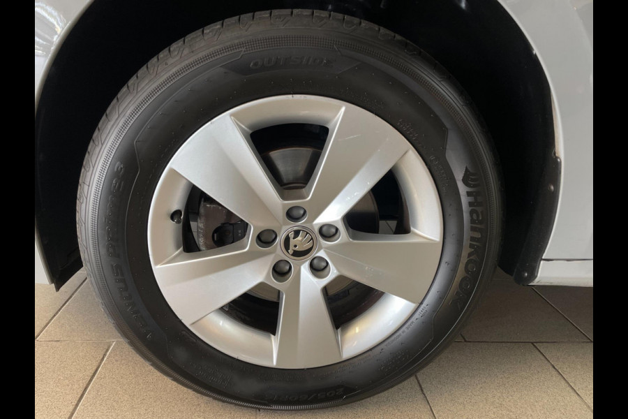 Škoda Kamiq 1.0 TSI Sport Business AIRCO CLIMA NAVI VIA APP CRUISE APPLE CARPLAY SPORTSTOELEN PDC TREKHAAK NIEUWSTAAT