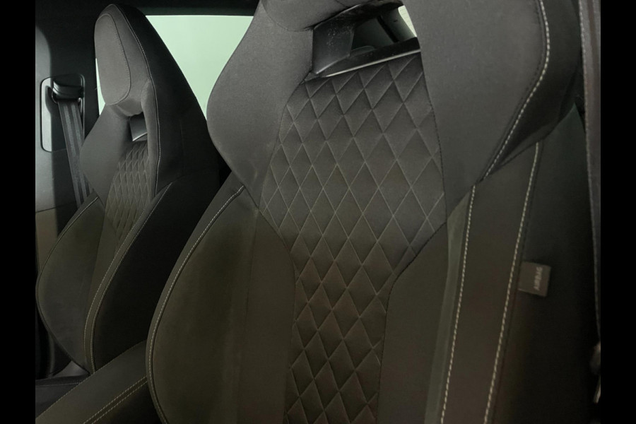 Škoda Kamiq 1.0 TSI Sport Business AIRCO CLIMA NAVI VIA APP CRUISE APPLE CARPLAY SPORTSTOELEN PDC TREKHAAK NIEUWSTAAT