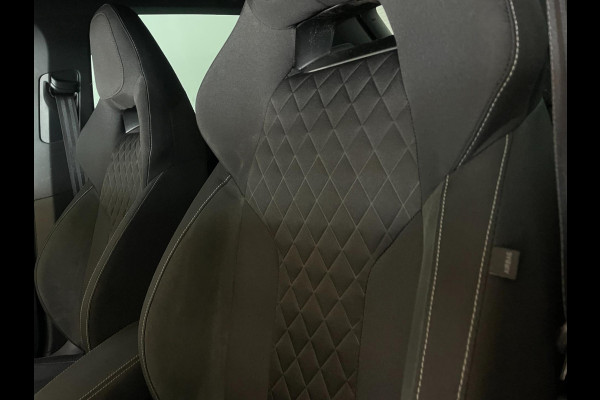Škoda Kamiq 1.0 TSI Sport Business AIRCO CLIMA NAVI VIA APP CRUISE APPLE CARPLAY SPORTSTOELEN PDC TREKHAAK NIEUWSTAAT