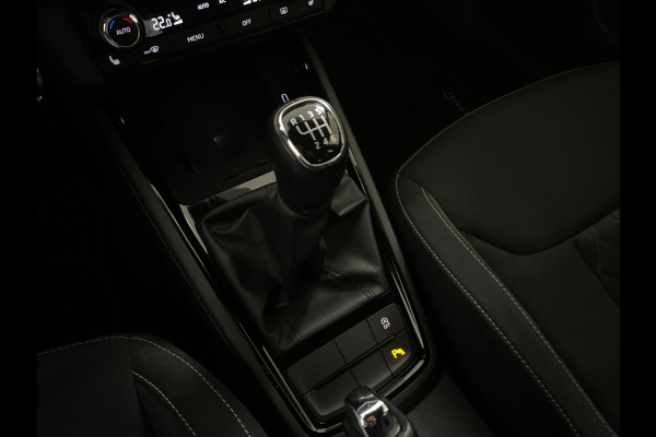 Škoda Kamiq 1.0 TSI Sport Business AIRCO CLIMA NAVI VIA APP CRUISE APPLE CARPLAY SPORTSTOELEN PDC TREKHAAK NIEUWSTAAT
