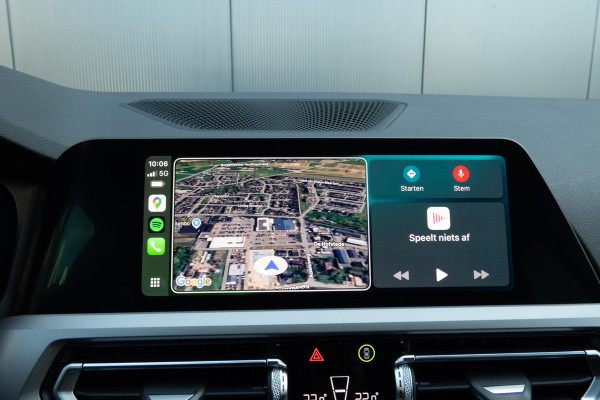 BMW 3 Serie Touring 330e High Executive | CAMERA | NAVIGATIE | PDC | APPLE / ANDROID CARPLAY