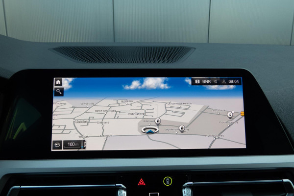 BMW 3 Serie Touring 330e High Executive | CAMERA | NAVIGATIE | PDC | APPLE / ANDROID CARPLAY