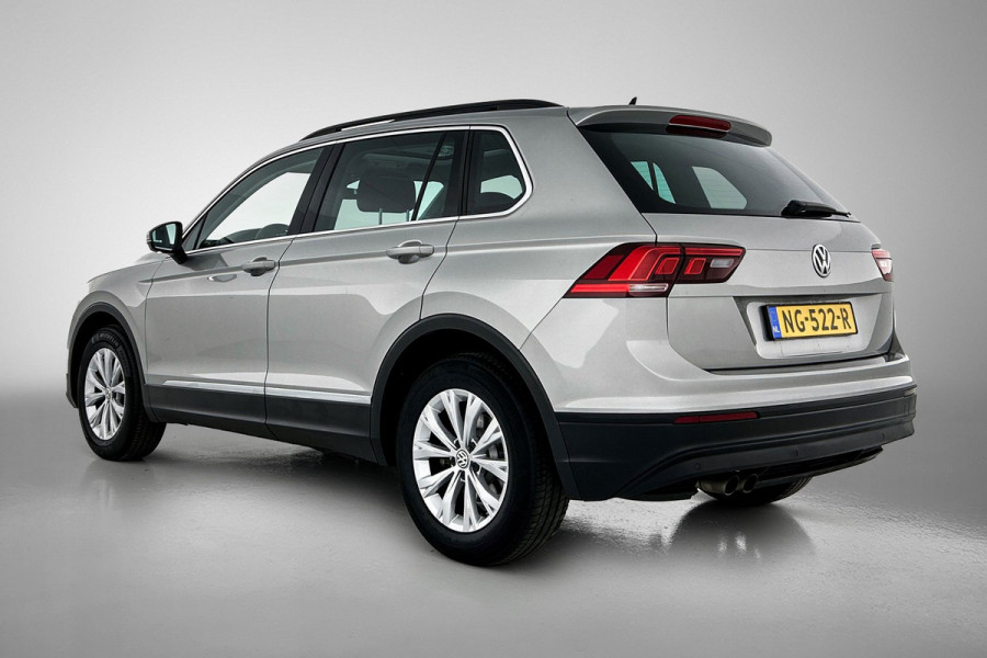 Volkswagen Tiguan 1.4 TSI ACT Comfortline | 150PK | PANORAMISCH DAK | 1e eigenaar | NL-Auto | Massage | StoelverW | Lane ass | ETC