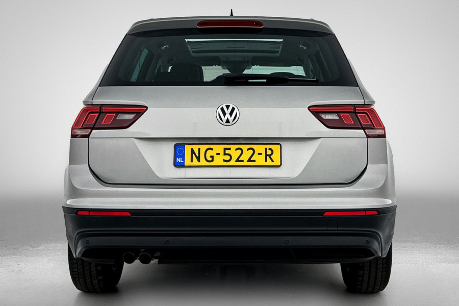 Volkswagen Tiguan 1.4 TSI ACT Comfortline | 150PK | PANORAMISCH DAK | 1e eigenaar | NL-Auto | Massage | StoelverW | Lane ass | ETC