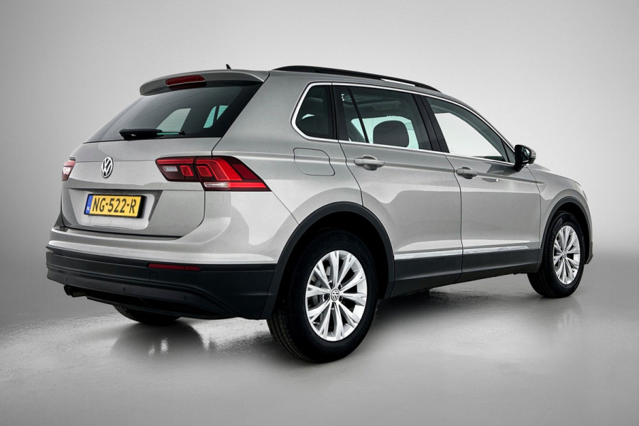 Volkswagen Tiguan 1.4 TSI ACT Comfortline | 150PK | PANORAMISCH DAK | 1e eigenaar | NL-Auto | Massage | StoelverW | Lane ass | ETC