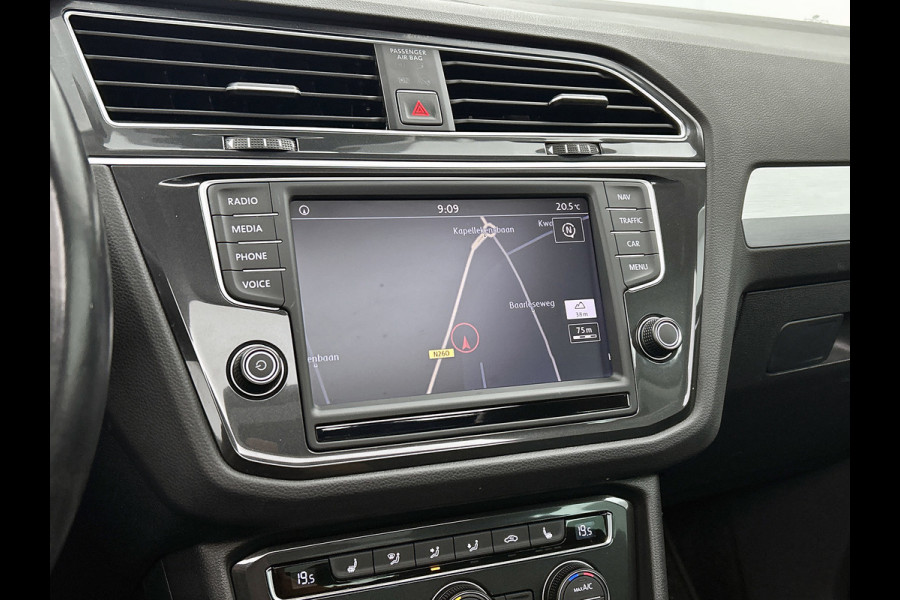 Volkswagen Tiguan 1.4 TSI ACT Comfortline | 150PK | PANORAMISCH DAK | 1e eigenaar | NL-Auto | Massage | StoelverW | Lane ass | ETC