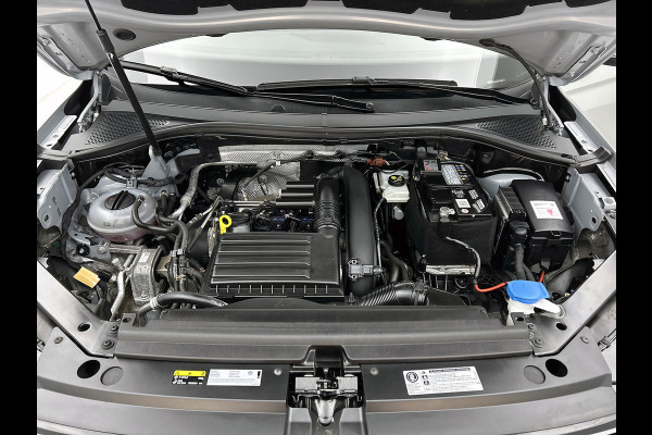 Volkswagen Tiguan 1.4 TSI ACT Comfortline | 150PK | PANORAMISCH DAK | 1e eigenaar | NL-Auto | Massage | StoelverW | Lane ass | ETC