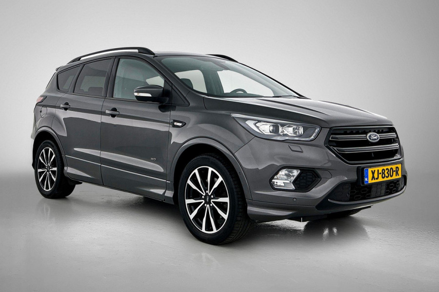 Ford Kuga 1.5 EcoBoost Vignale(Zeer goed OnderH, Trekhaak, Camera, Stoel Verwarming, Navigatie, PDC, Etc)