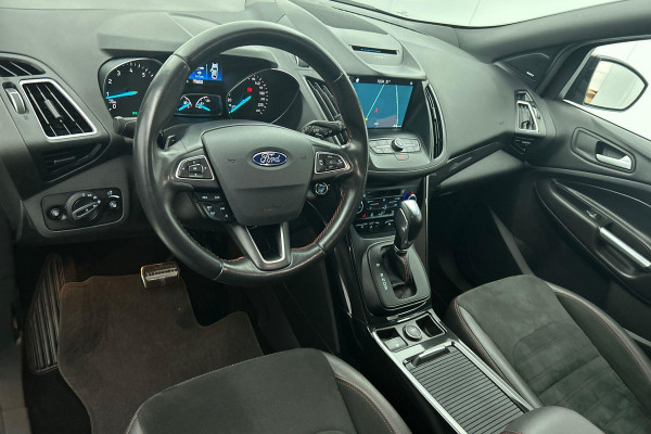 Ford Kuga 1.5 EcoBoost Vignale(Zeer goed OnderH, Trekhaak, Camera, Stoel Verwarming, Navigatie, PDC, Etc)
