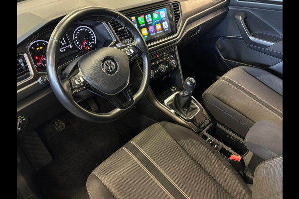 Volkswagen T-Roc 1.0 TSI Style - Navigatie/Apple Carplay I Airco I LED I PDC I Comfort pakket I Sport velgen I Dealer onderhouden