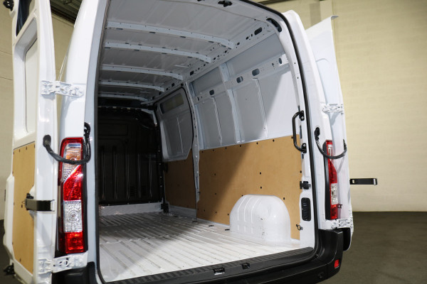 Renault Master 2.3 dCi 135pk L3 H2