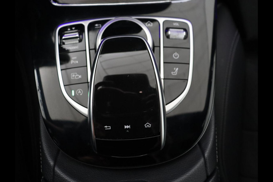 Mercedes-Benz E-Klasse 220d Business Solution AMG | Stoelverwarming | Trekhaak | Camera | Carplay | Widescreen | Half leder | Navigatie | Full LED
