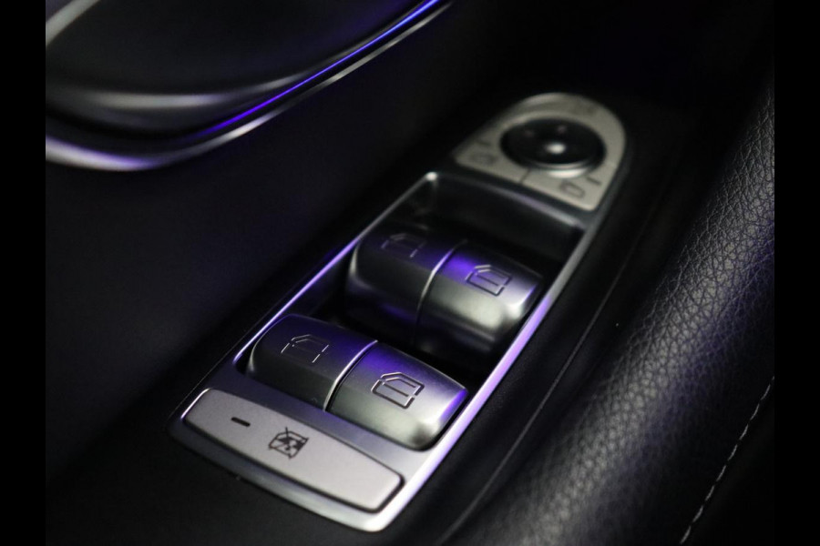 Mercedes-Benz E-Klasse 220d Business Solution AMG | Stoelverwarming | Trekhaak | Camera | Carplay | Widescreen | Half leder | Navigatie | Full LED