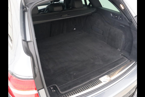 Mercedes-Benz E-Klasse 220d Business Solution AMG | Stoelverwarming | Trekhaak | Camera | Carplay | Widescreen | Half leder | Navigatie | Full LED
