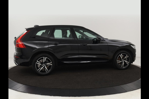 Volvo XC60 2.0 Recharge T8 AWD R Design | Panoramadak | Head-Up | 360 Camera | Stoel & stuurverwarming | Carplay | Keyless | Harman/Kardon | Navigatie | Half leder | Memory | PHEV | Plug In