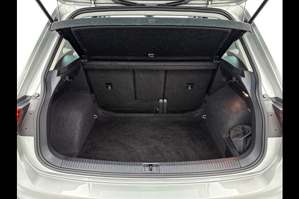 Volkswagen Tiguan 1.4 TSI ACT Comfortline | 150PK | PANORAMISCH DAK | 1e eigenaar | NL-Auto | Massage | StoelverW | Lane ass | ETC