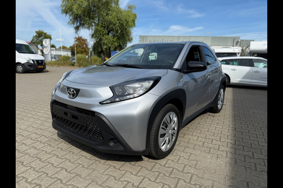 Toyota Aygo X 1.0 VVT-i S-CVT Play Automaat